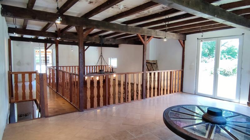 Maison - 237 m² - 12 pièces