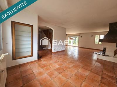 Maison - 157 m² - 7 pièces