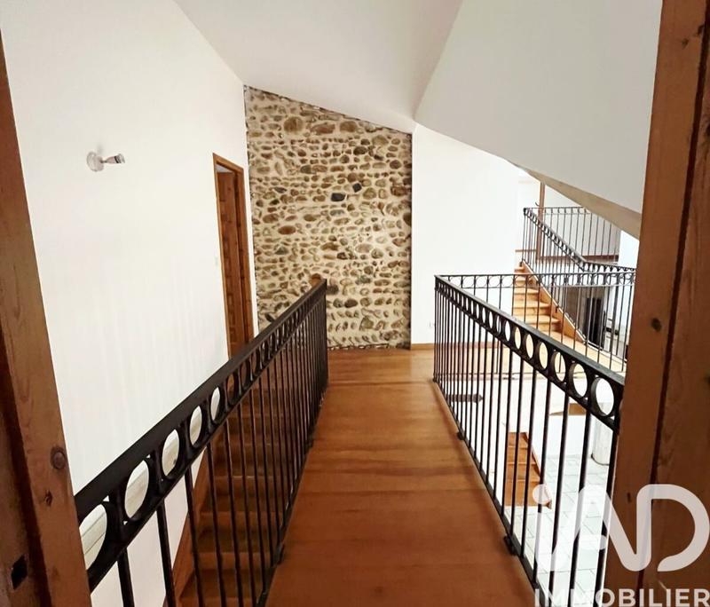 Duplex - 222 m² - 5 pièces