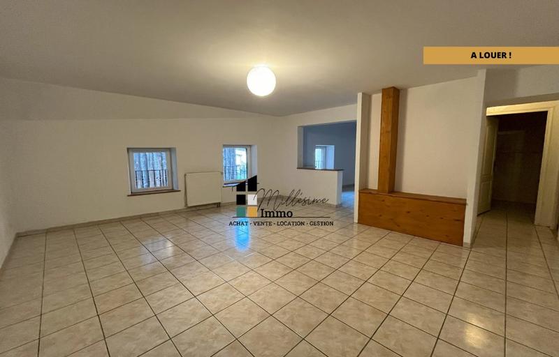 Appartement - 81 m² - 3 pièces