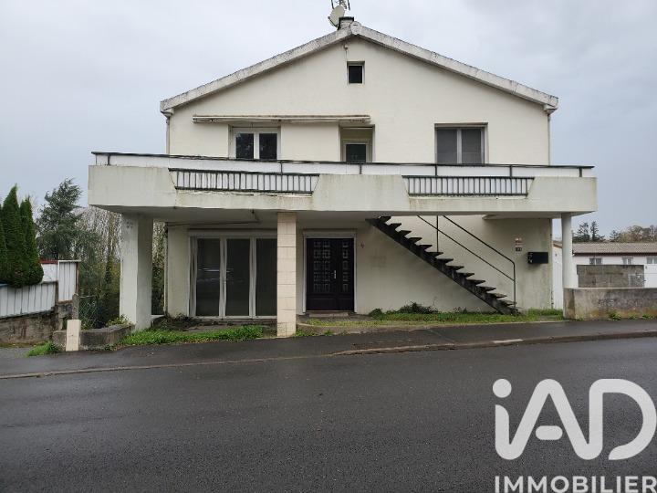 Maison - 193 m² - 8 pièces