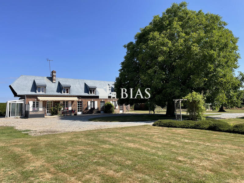 Maison - 160 m² - 8 pièces