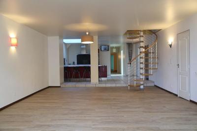 Duplex - 215 m² - 8 pièces