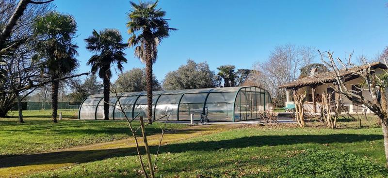 Villa - 302 m² - 13 pièces