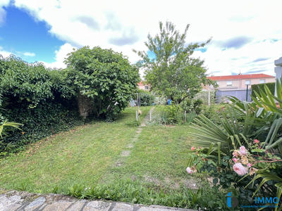 Maison - 102 m² - 4 pièces