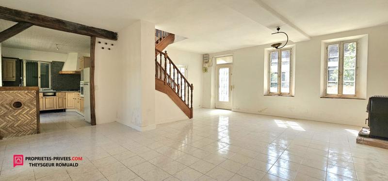 Maison - 101 m² - 4 pièces