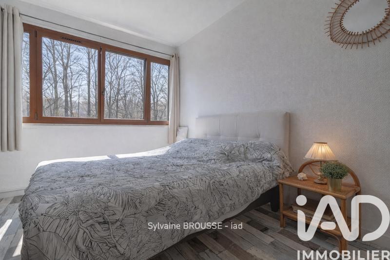 Appartement - 90 m² - 5 pièces