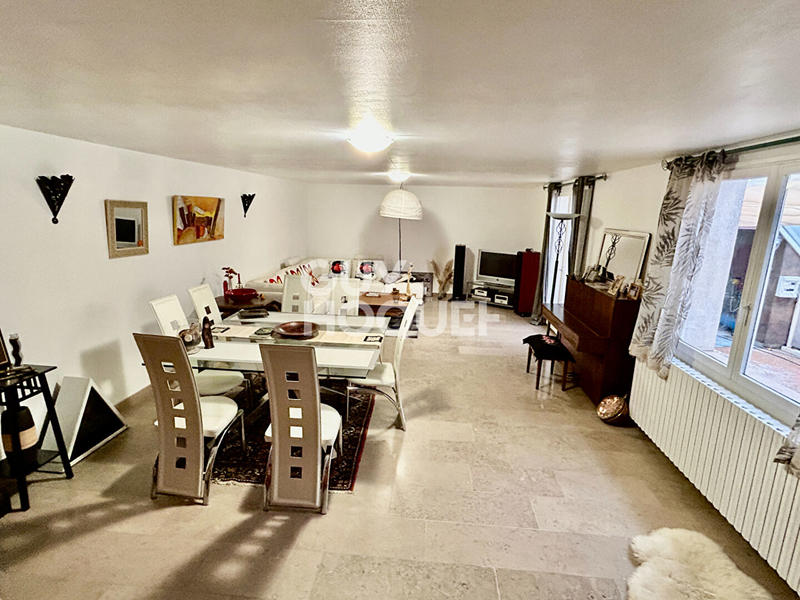 Maison - 122 m² - 6 pièces