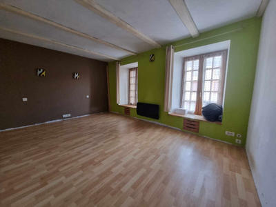 Maison - 98 m² - 5 pièces