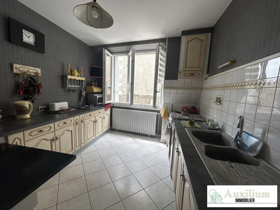 Maison ancienne - 180 m² - 5 pièces