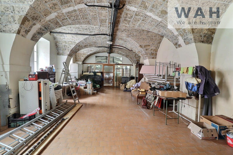 Maison - 120 m² - 2 pièces