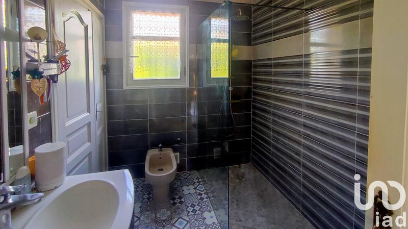 Maison - 170 m² - 6 pièces