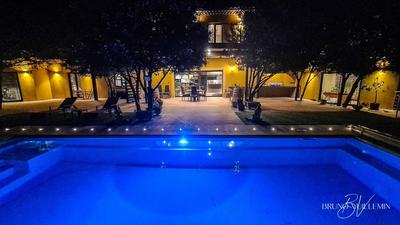 Villa - 285 m² - 12 pièces