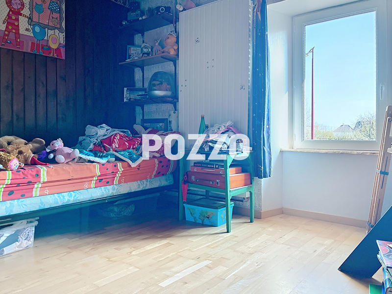 Maison - 170 m² - 12 pièces