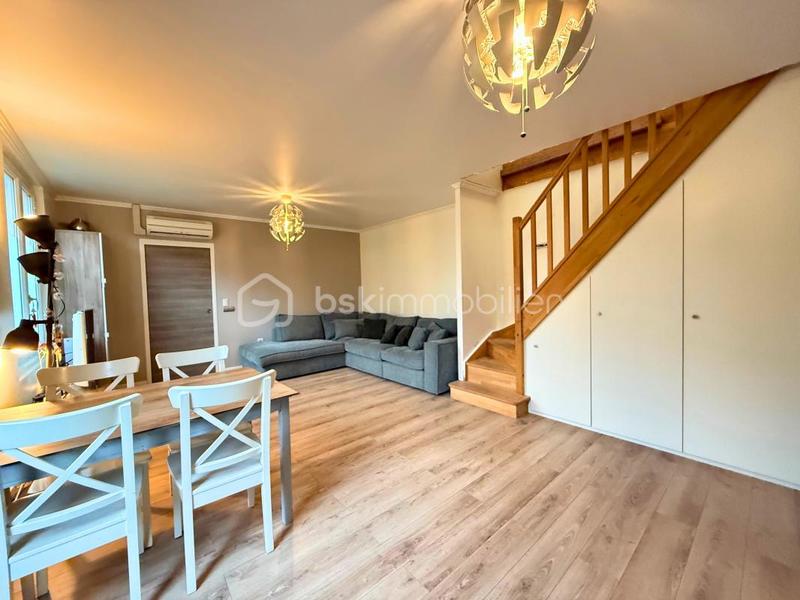 Maison - 70 m² - 4 pièces