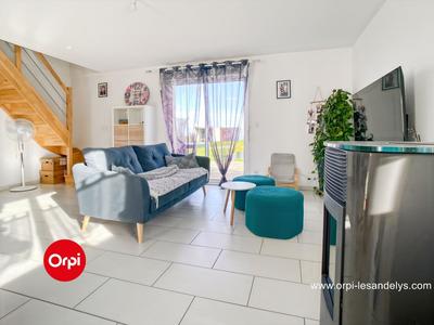 Maison - 88 m² - 6 pièces