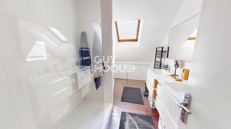 Appartement - 132 m² - 4 pièces