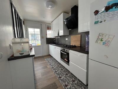 Maison - 105 m² - 4 pièces