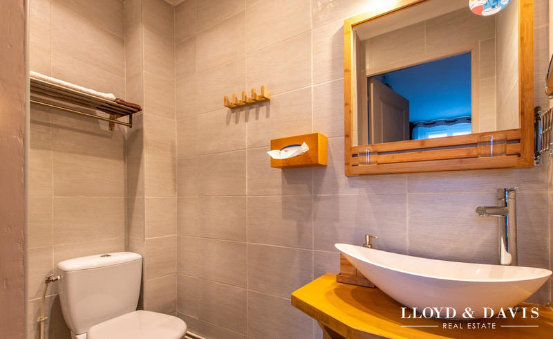 Maison ancienne - 300 m² - 10 pièces