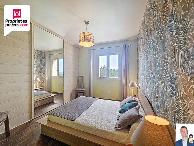 Villa - 161 m² - 5 pièces