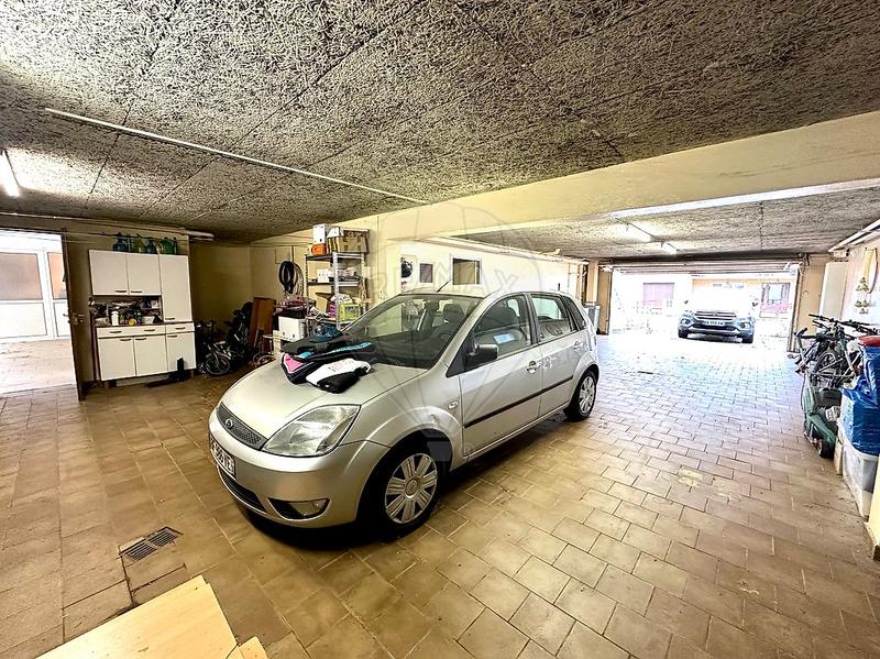 Maison - 207 m² - 7 pièces