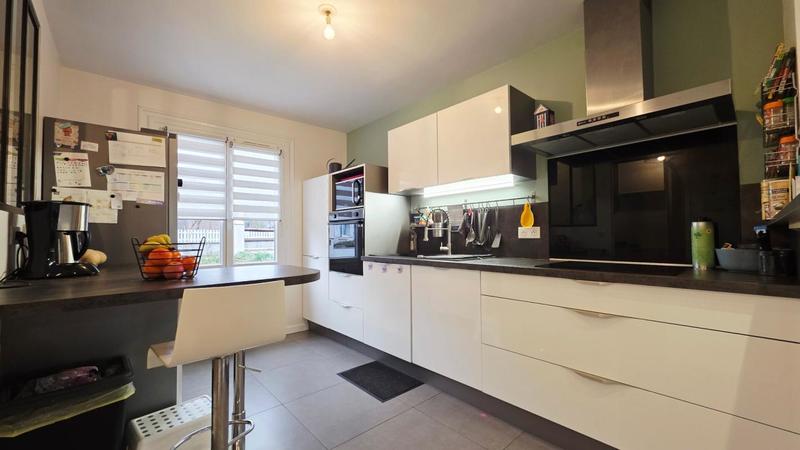 Maison - 110 m² - 5 pièces