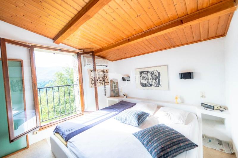 Maison en pierre - 64 m² - 4 pièces