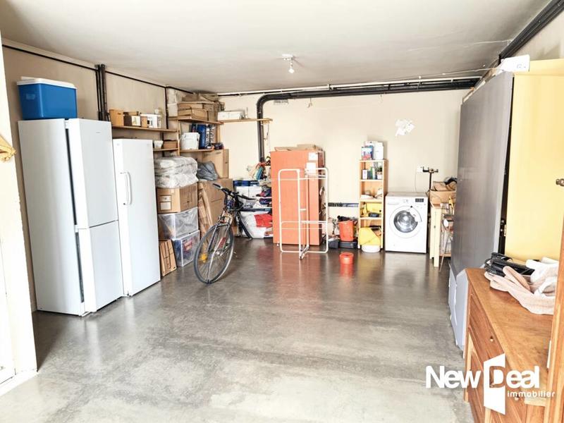 Pavillon - 170 m² - 7 pièces