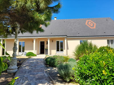 Maison - 210 m² - 7 pièces