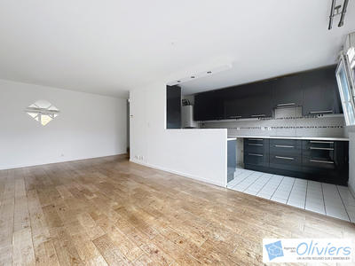 Appartement - 84 m² - 4 pièces