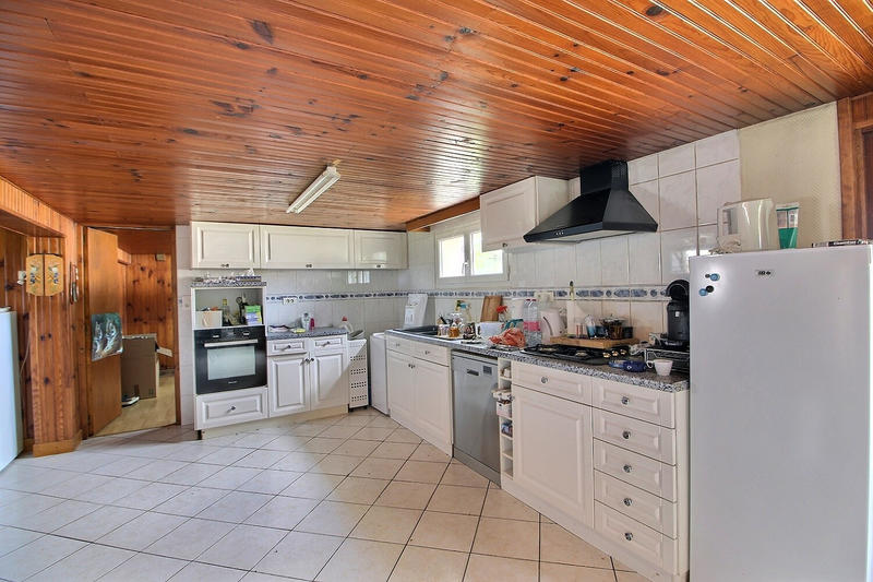 Villa - 140 m² - 7 pièces