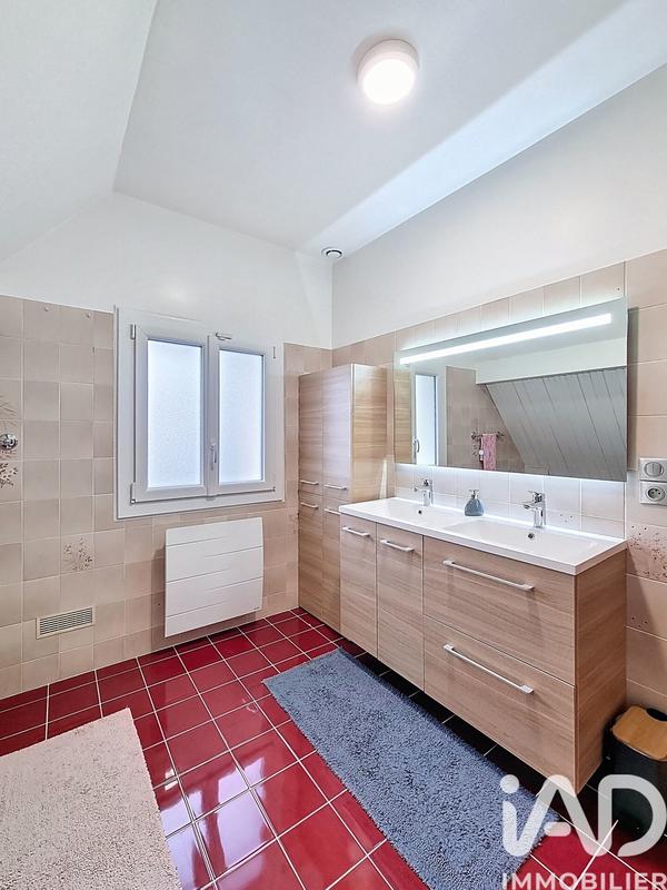 Maison - 122 m² - 5 pièces