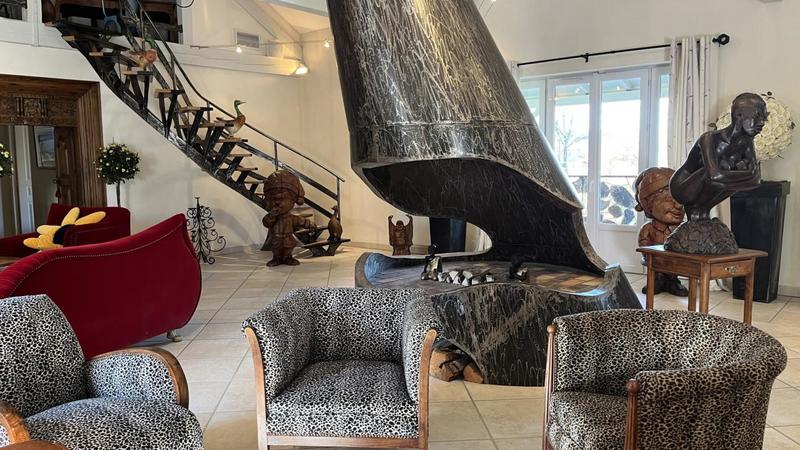 Appartement - 230 m² - 3 pièces