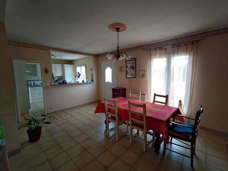 Maison - 93 m² - 5 pièces