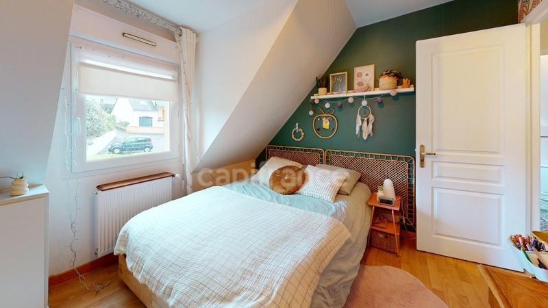 Maison - 95 m² - 5 pièces