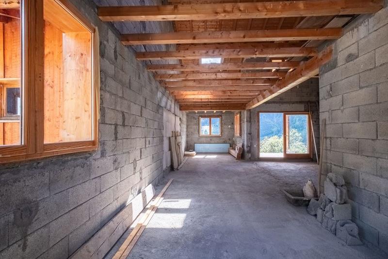 Propriété - 195 m² - 4 pièces