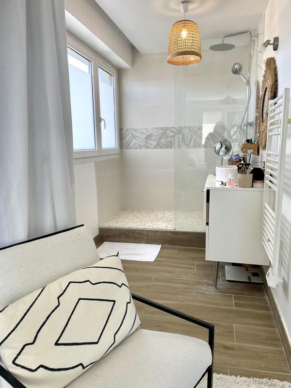 Appartement - 100 m² - 4 pièces