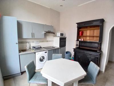 Appartement - 160 m² - 6 pièces