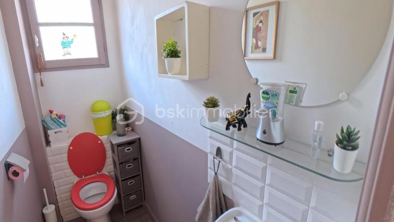 Maison traditionnelle - 165 m² - 5 pièces