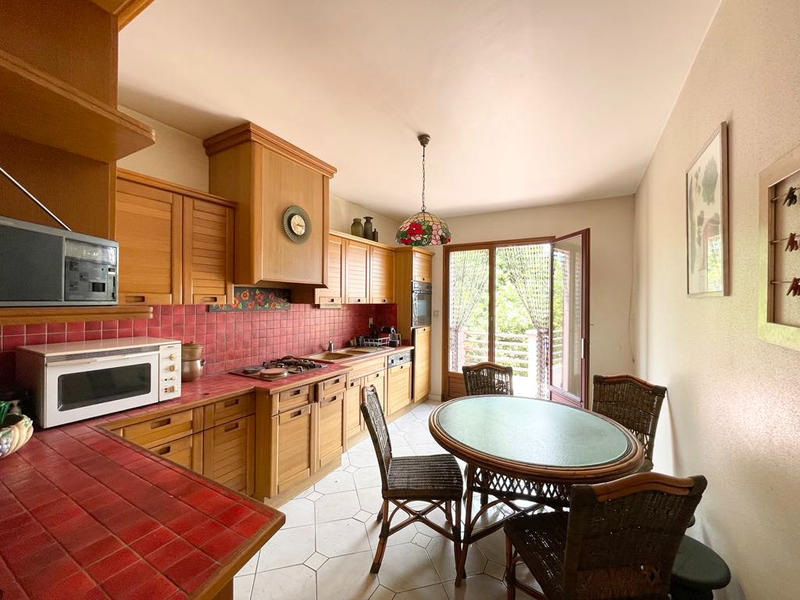 Maison - 193 m² - 7 pièces