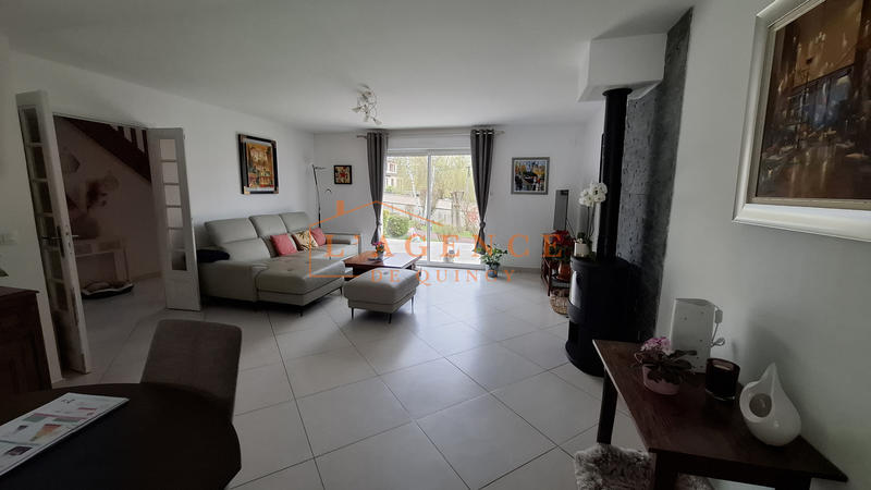 Maison - 140 m² - 6 pièces