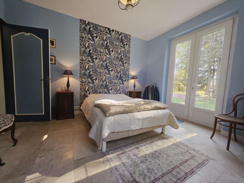 Maison ancienne - 285 m² - 8 pièces