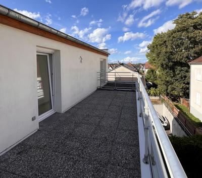 Appartement - 81 m² - 4 pièces