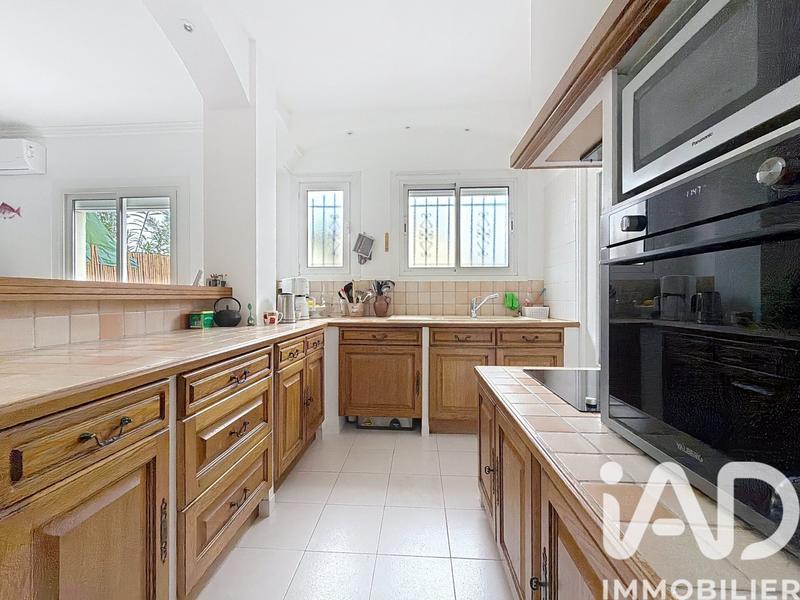 Maison - 180 m² - 5 pièces