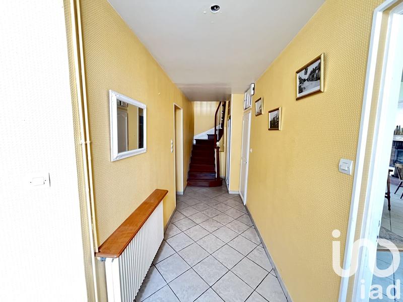 Maison - 200 m² - 6 pièces
