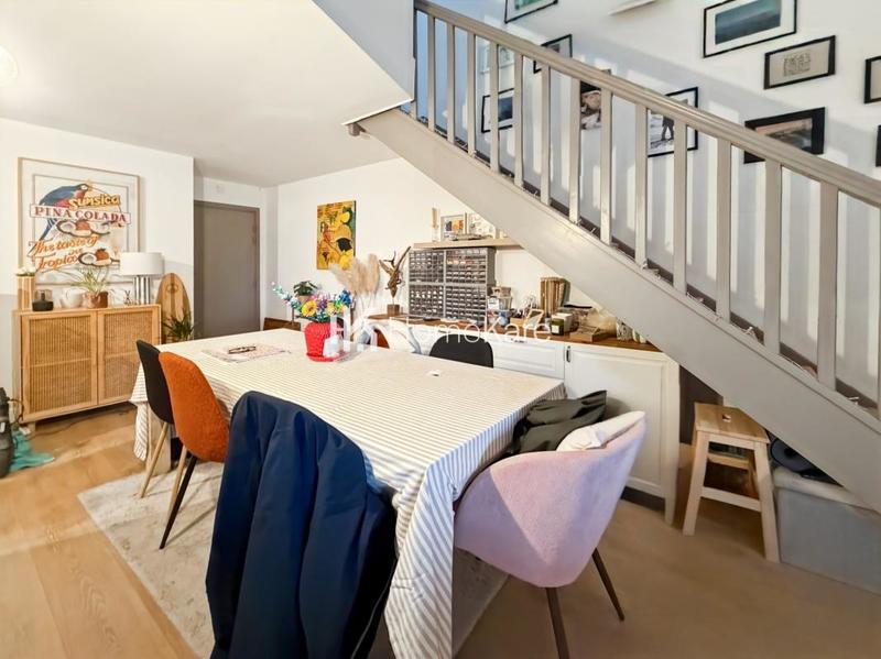 Appartement - 60 m² - 2 pièces