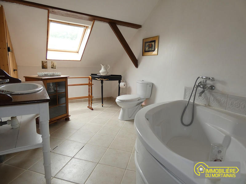 Maison - 330 m² - 7 pièces