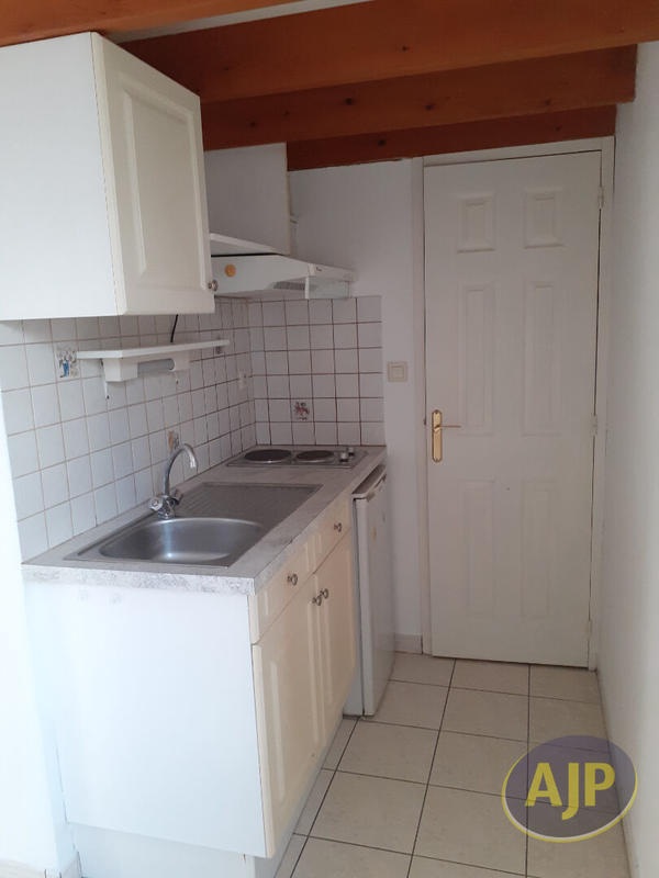 Appartement - 18 m² - 1 pièce