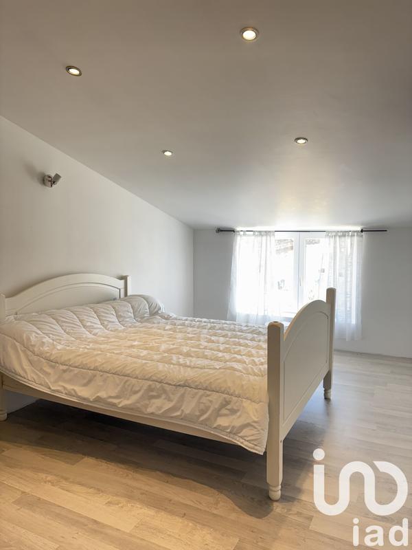 Maison - 350 m² - 11 pièces