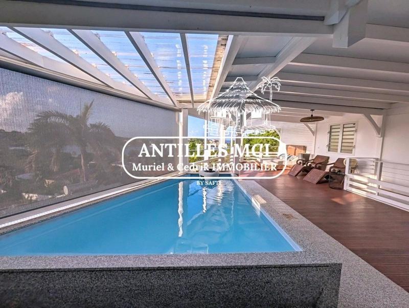 Villa - 262 m² - 7 pièces